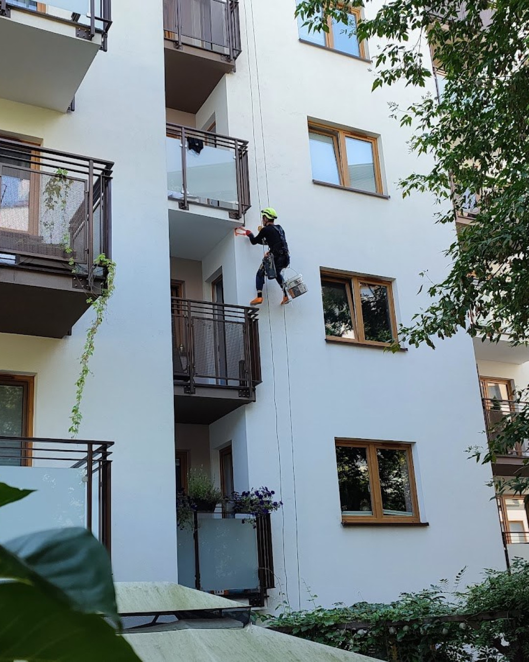 Zdjęcia alpinistów przemysłowych